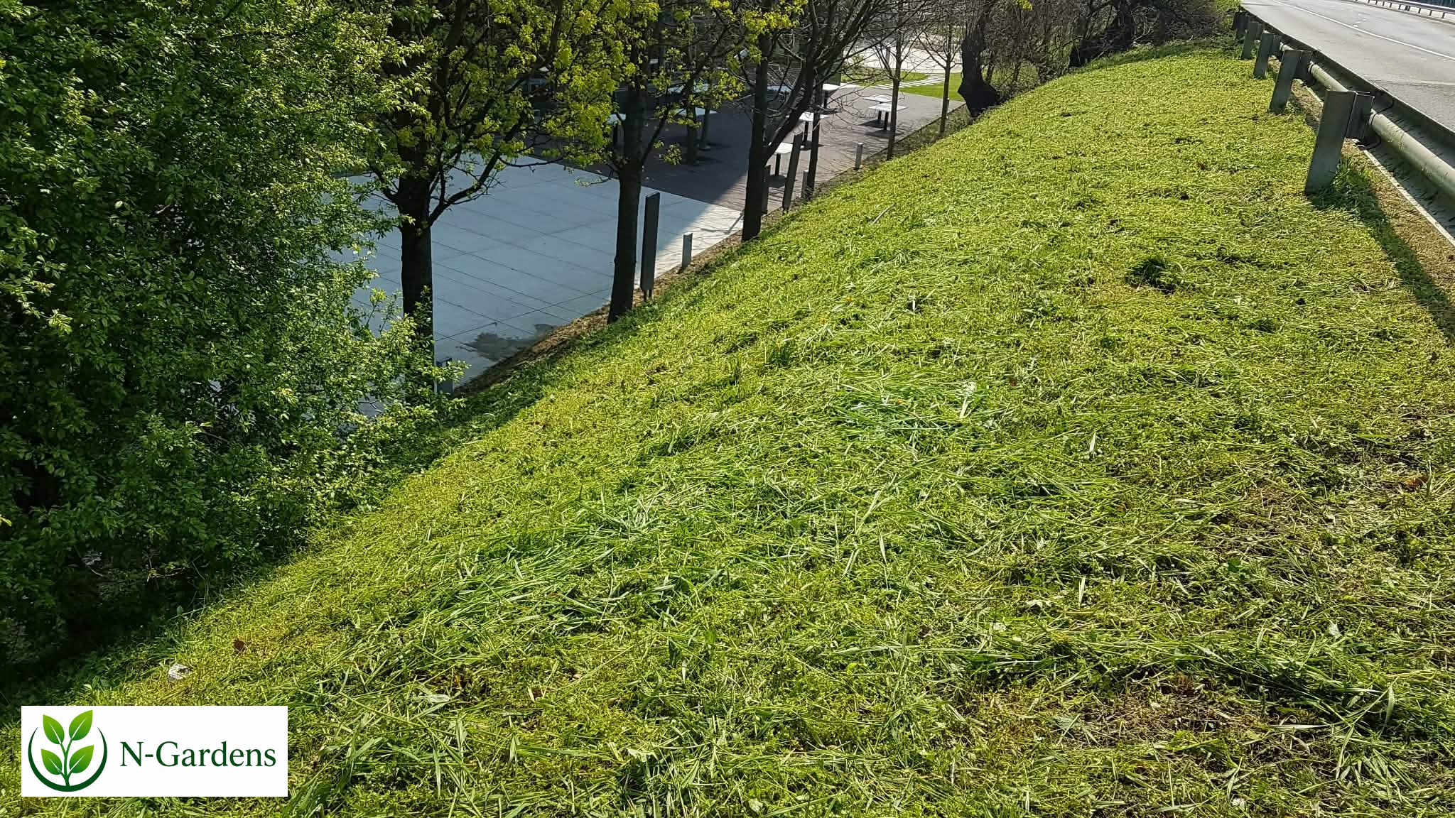 Nagy területű fűkaszálás